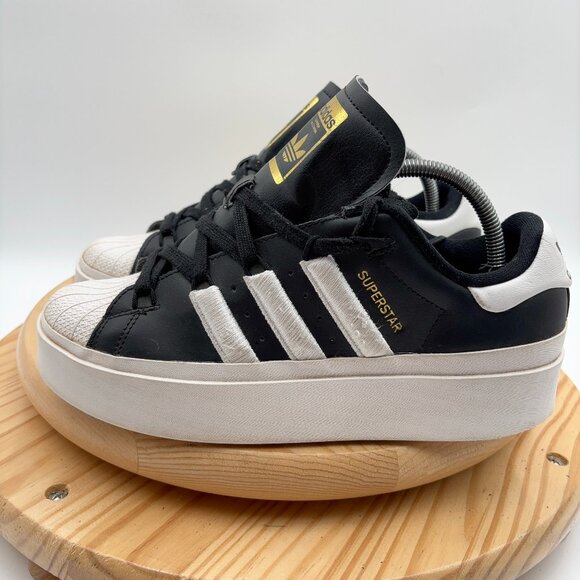Adidas Superstar Bonega Sneaker Womens 9.5 Black Gold Metallic Leather Chunky - Picture 1 of 7